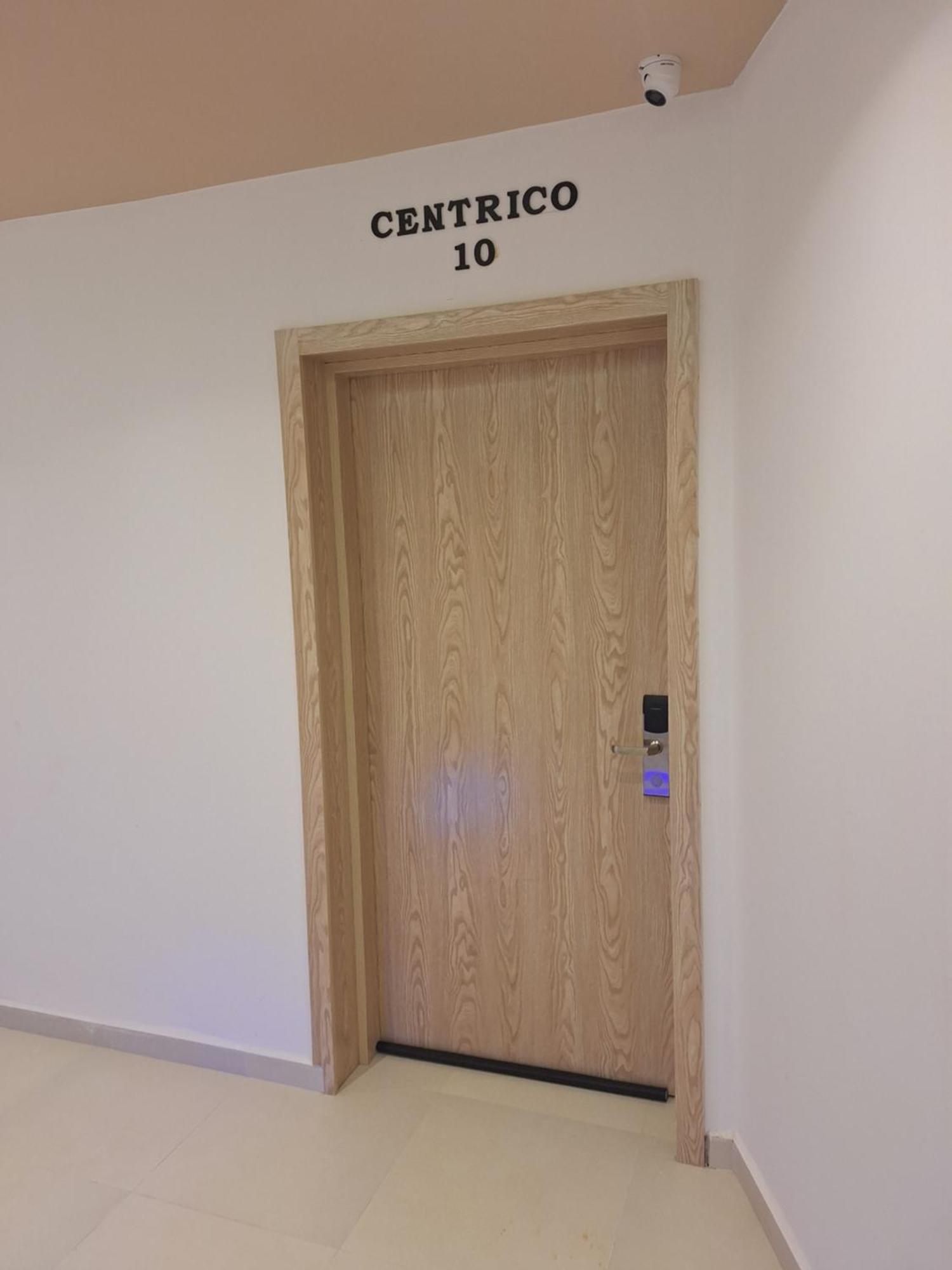 Centrico 10 Bendiban Apartment
